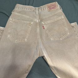 Brown 501 Levi’s 
