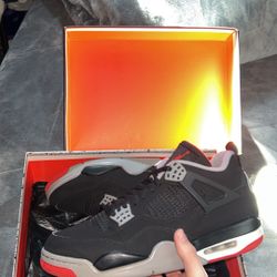Jordan 4 Retro Bred (2019) *Sold 