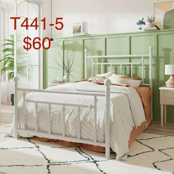 White Twin Size Metal Platform Bed Frame with Victorian Vintage Headboard & Footboard T441-5
