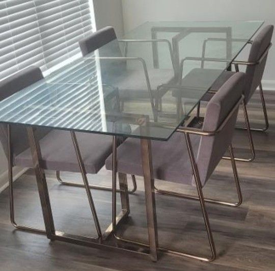 $525 For The Set If Picked Up By Eod, Sunday June 15th.  CB2 Dining Table + 4 Dining Chairs . 