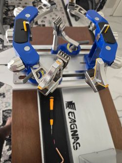 Excellent Eagnas electronic tennis stringing machine