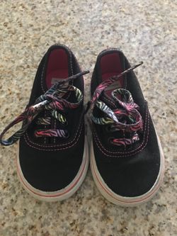Baby Vans size 4