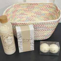 NEW SEALED Warm Vanilla Body Lotion, Bath Soak & Fizzers in Basket $10 for All