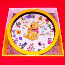 NEW Disney Limited Edition  Winnie The Pooh Wall Clock 