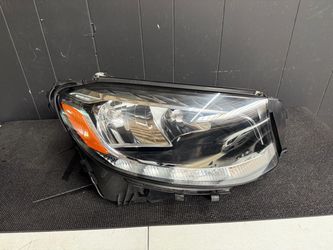 2016–2019 Mercedes GLC300 X253 OEM Right Headlight A(contact info removed)