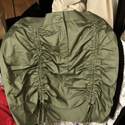 Green Skirt 