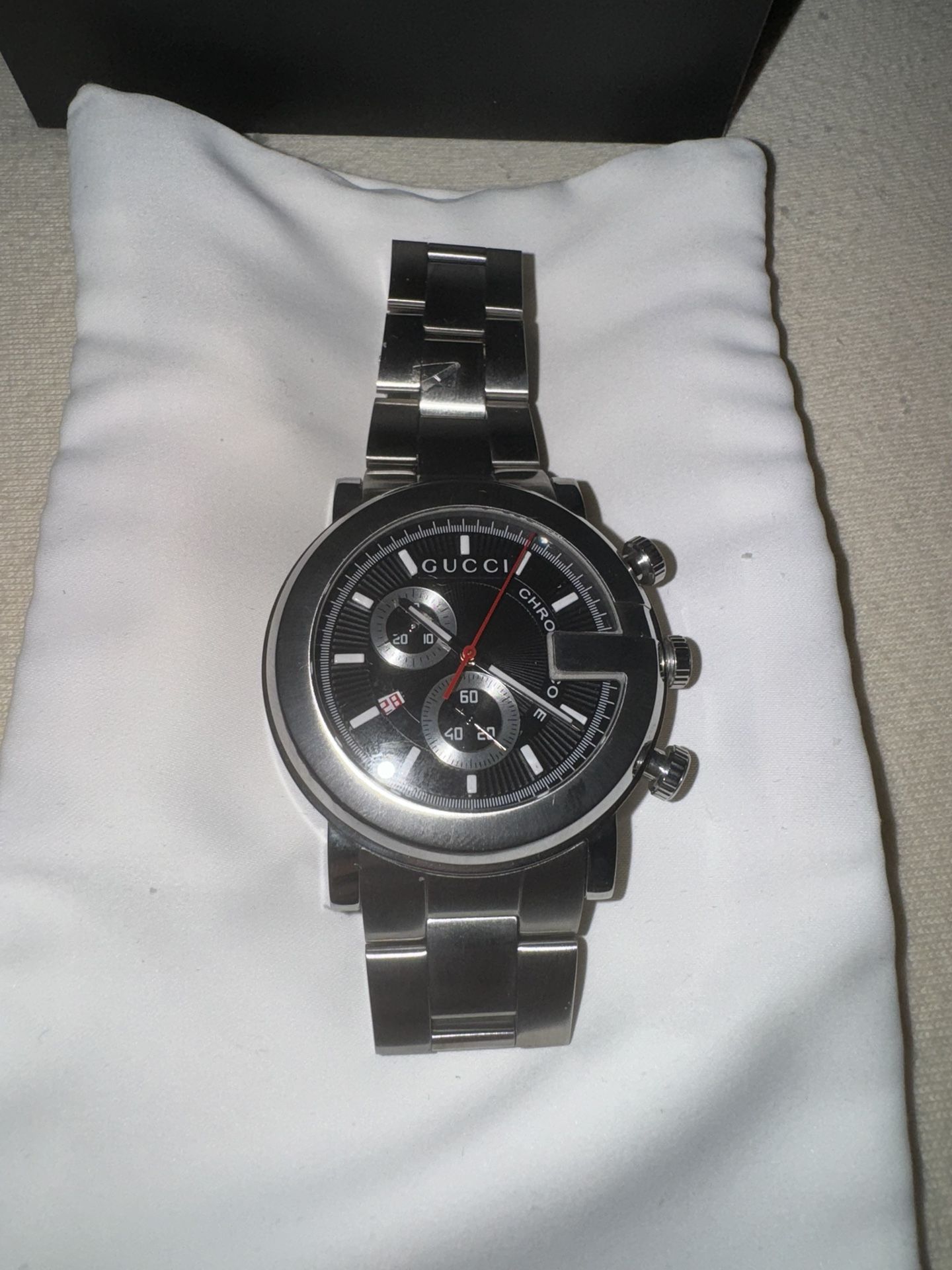 Authentic Mint GUCCI G-Chrono 101M Chronograph Quartz Watch (only worn twice)