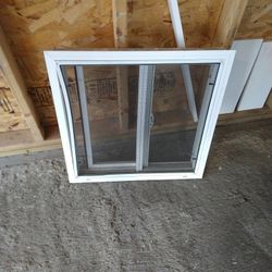 23x23 Window With Screen