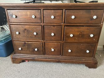 Dresser