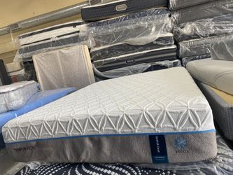 queen mattress tempur-pedic luxe breeze soft 