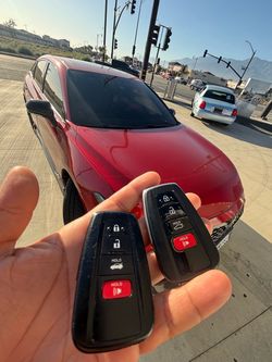 Llaves de autos / car keys and remotes