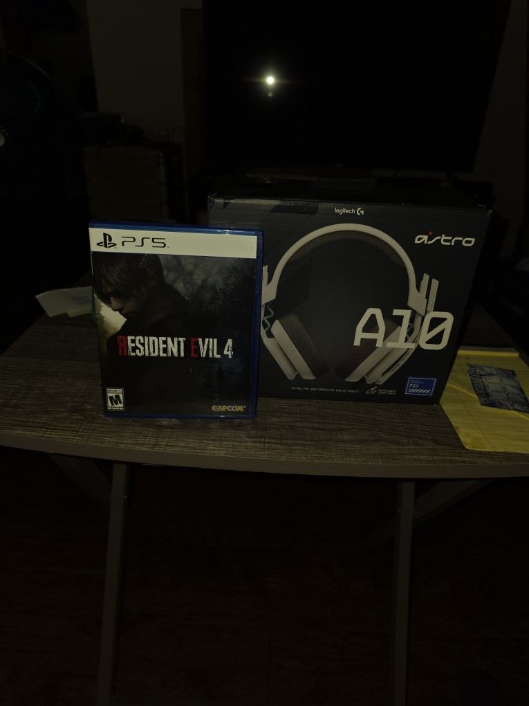 Ps5 Headphone and Ps5 Game Resident Evil 4