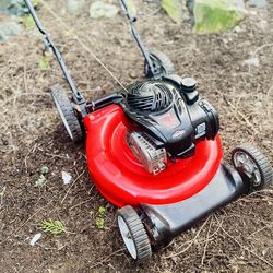 Briggs & Stratton Mower