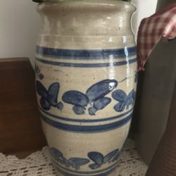 Pretty Pottery 