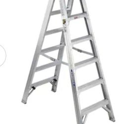 5ft Aluminum ladder with drop down shelf