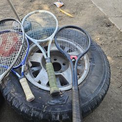 Racquets 