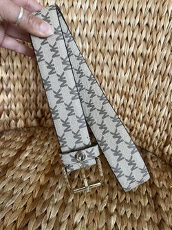 Micheal Kors Belt