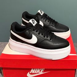 $60 Women’s Nike Court Alta Brand New Size 6.5 / 7 / 7.5 / 10