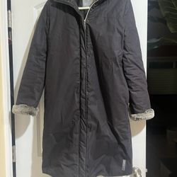 Women Guess Coat Size Small