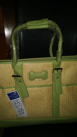 Pet courrier Eastside collection