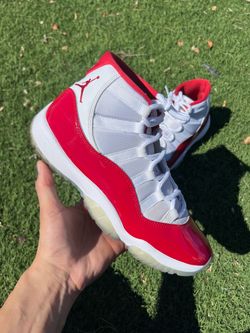 Sz 9.5 Air Jordan 11 Cherry $100 FIRM NO TRADES