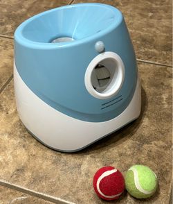 Small dog ball launcher