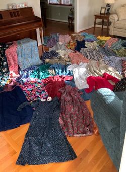 42 pieces Bundle Of Clothing