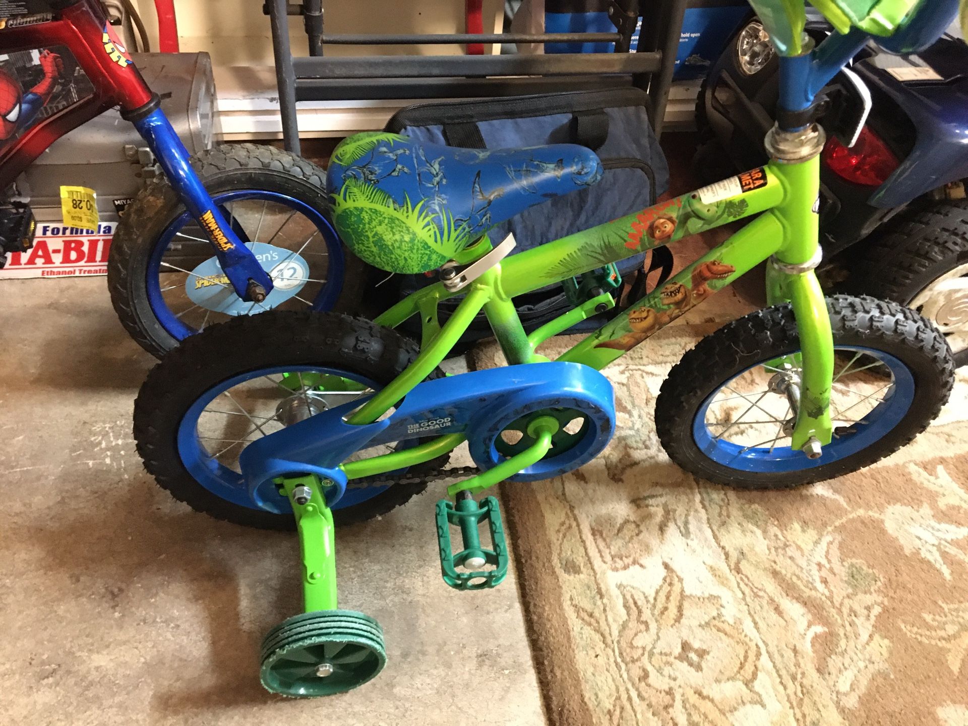 2 kids Bicycles