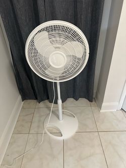 16” Oscillating 3 Speed Pedestal Fan