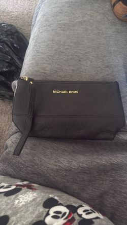 Michael Kors Makeup purse