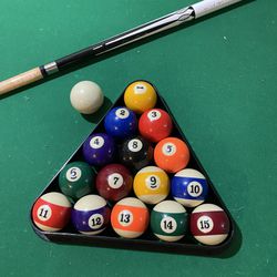 Pool Table Full Set (barely Used)