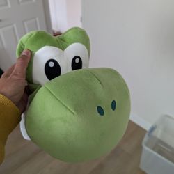 Yoshi Hat from Universal Studios 