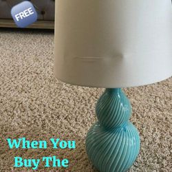 ◦◉✿https://offerup.com/redirect/?o=RnJlZS5CbHVl.Lamp When U Buy The Pineapple✿◉◦
