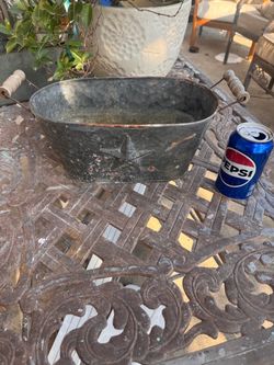 Farmhouse galvanized metal bucket