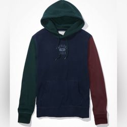 AE Super Soft Fleece Color-Block Hoodie (Men's Medium)