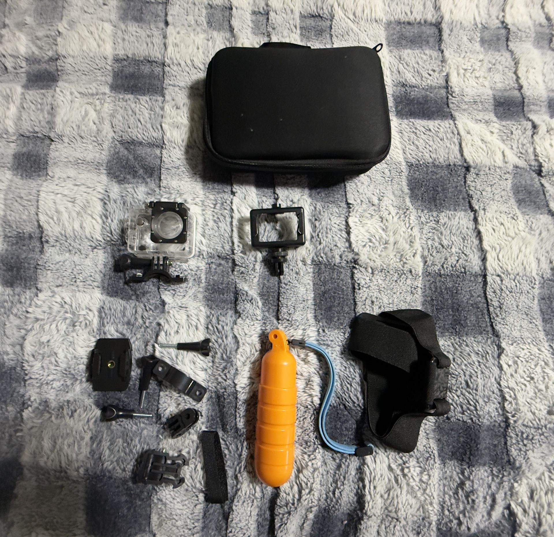 I'm selling a camera or exchanging it for something of value. 