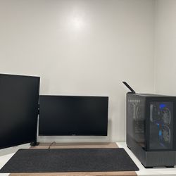 Gaming Pc and Monitors