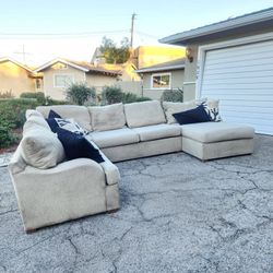 Delivery Available! Beige Tan Light Brown Sectional Couch Sofa Chaise Foot Rest Modular Ashley Furniture 