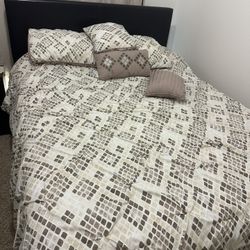 Bedroom Set Queen Bed