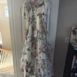 Women’s Prom dress Size 7/8