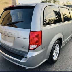 2019 Dodge Caravan 