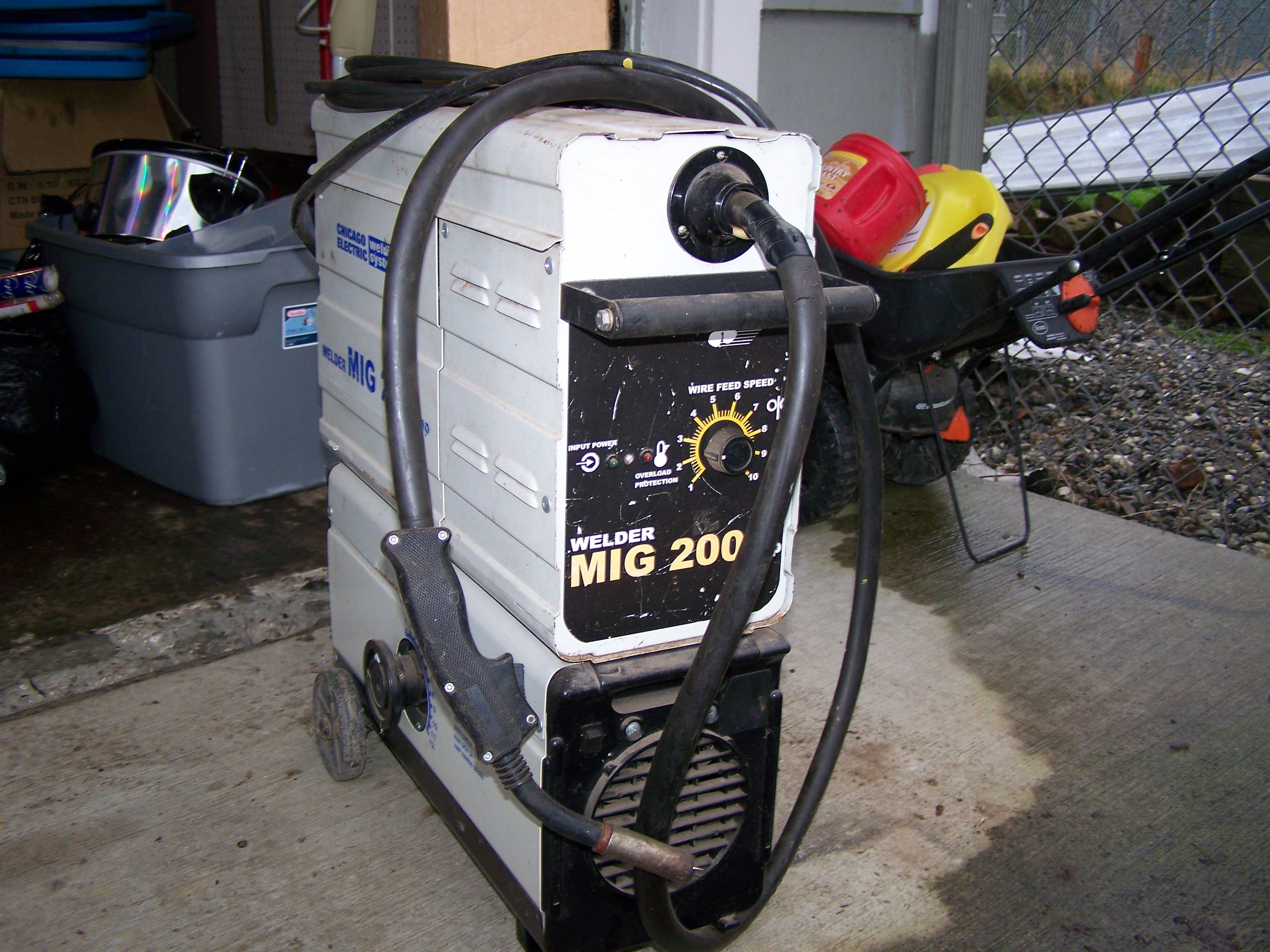 Chicago electric 200 amp mig welder