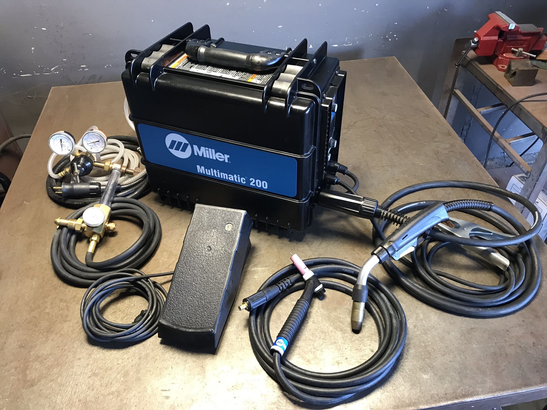 Miller Multimatic 200 TIG/MIG/STICK Welder