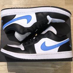 AIR JORDAN 1 LOW BLACK UNIVERSITY BLUE