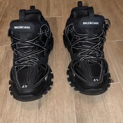 Balenciagas Track sneakers 