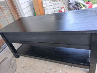 Lift top coffe table  - 41" x 20"