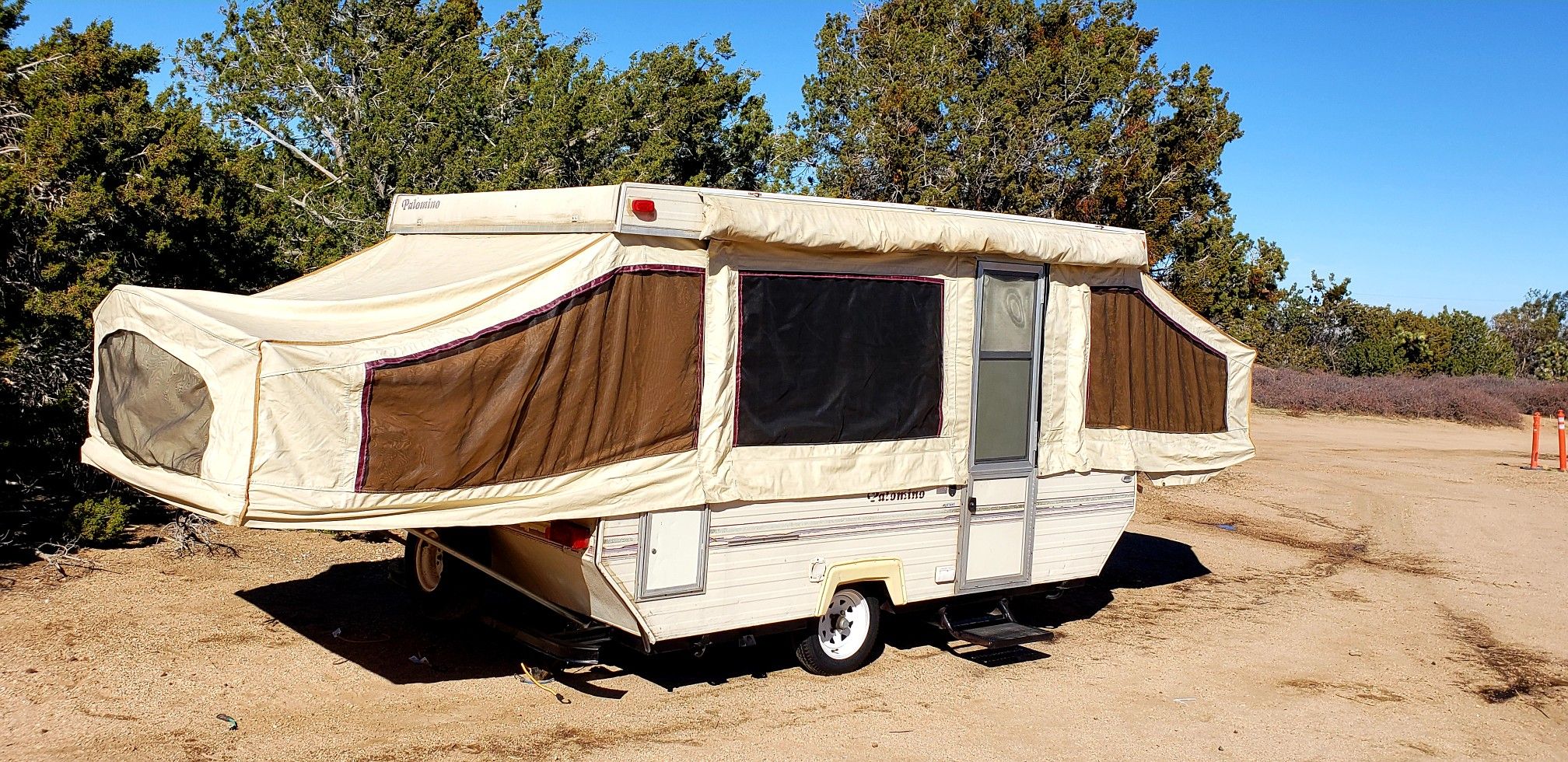 1991 Palomino Mustang tent trailer