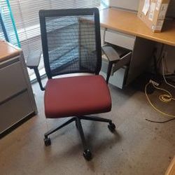Steelcase Think Office Chairs – Black/Burgundy, Adjustable & Ergonomic