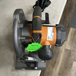 9609 Ridgid 7-1/4” Side Driven Circular Saw 1578149