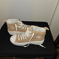 Brand New Women's Converse 
